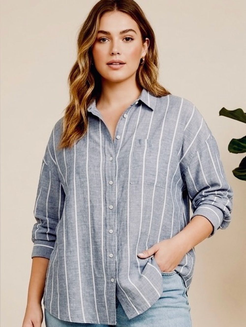 Terra & Sky Women's 1X Blue & White Striped Long-Sleeve Linen-Blend Button-Down